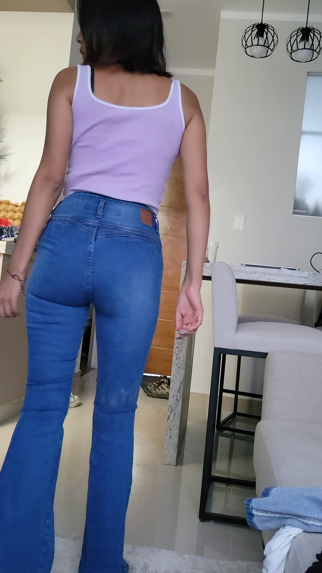 Tight Jeans & Crop Top